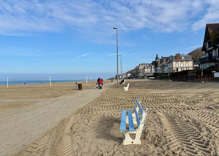 Appartement Trouville Les Bains A Deux Pas De La Plage